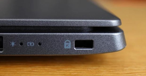 Что это за странный разъем на корпусе ноутбука и почему им почти никто не пользуется Kép