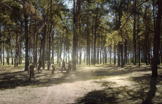 "Гра на перехоплення": що треба знати про нову українську документалку про футбол і війну