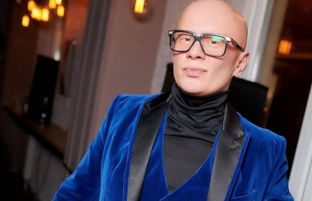 "Могли и не проснуться": в дом известного украинского продюсера попал вражеский дрон