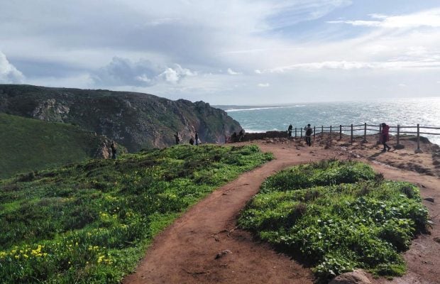 Португалія у лютому з курсом євро 52: плюси, мінуси, підводні камені