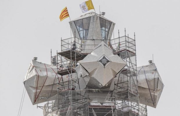 Саграда Фамілія офіційно стала найвищою церквою світу
