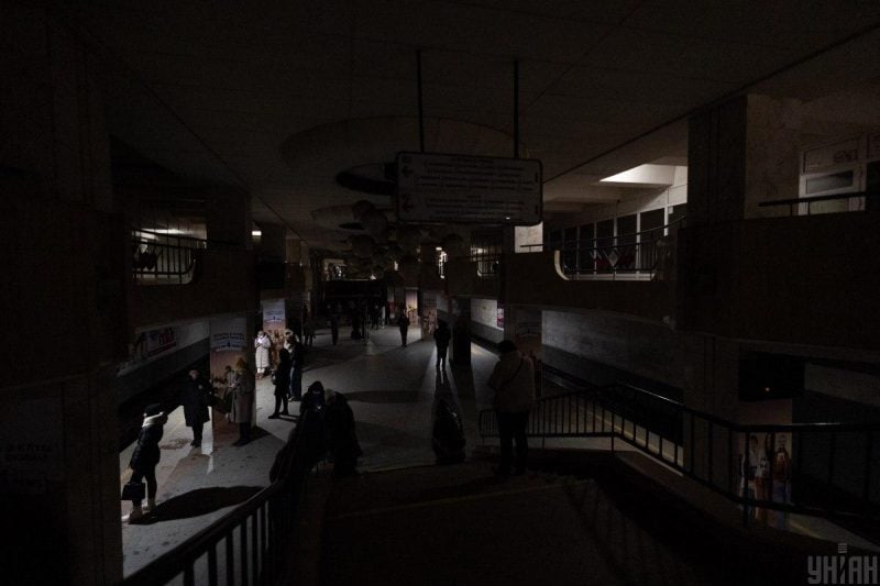 Графики отключений света на 10 февраля: когда не будет электроэнергии во вторник