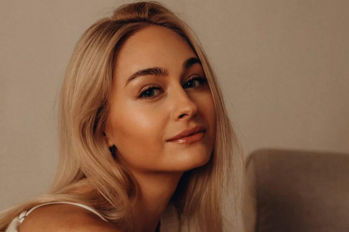 Відома українська акторка повідомила про перелом пальця