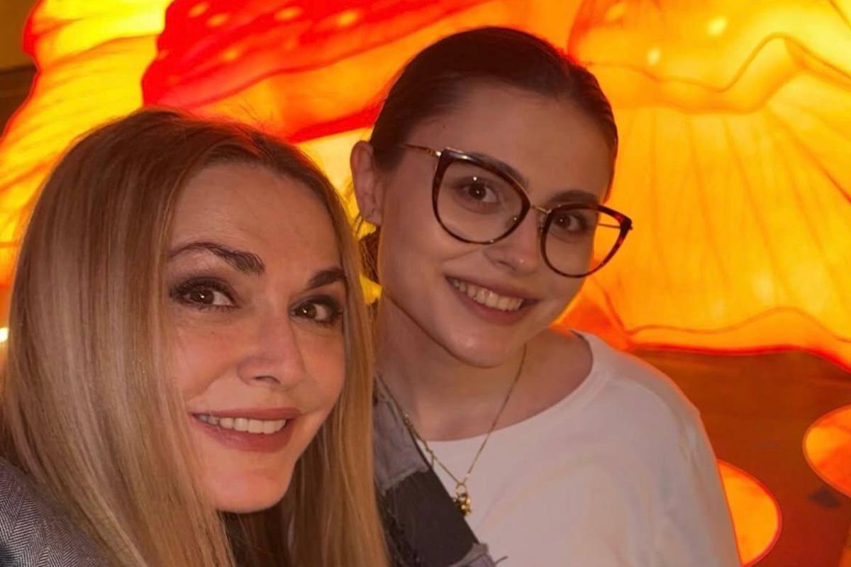 Молодша донька Сумської вперше розповіла про стосунки з коханим: 'Ми дуже схожі'