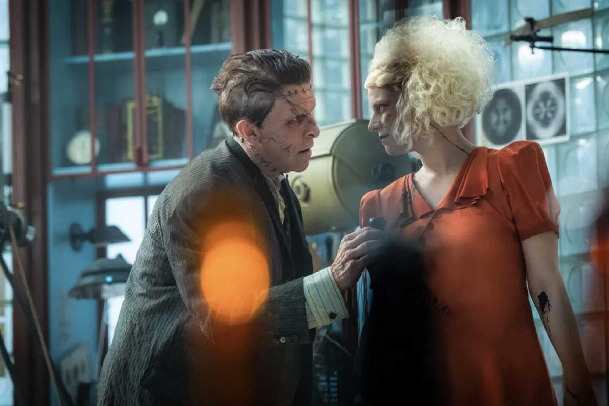 'Наречена!': огляд романтичного горору з Крістіаном Бейлом в ролі самотньої потвори Франкенштейна