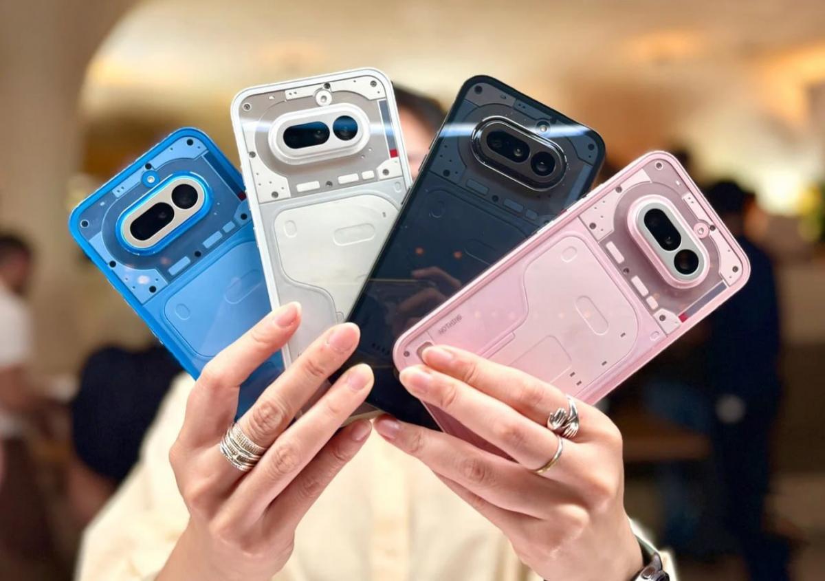 Конкурент Samsung представив бюджетні смартфони у 'прозорому' дизайні (фото)