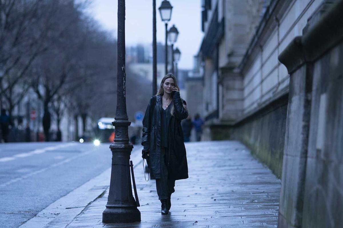 'Кутюр': огляд душевної драми з Анджеліною Джолі про долі людей по той бік модної індустрії