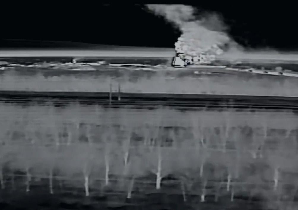 'Бавовна' в Криму: СБУ уразила авіаремонтний завод та два 'Панцирі', - джерела (фото)