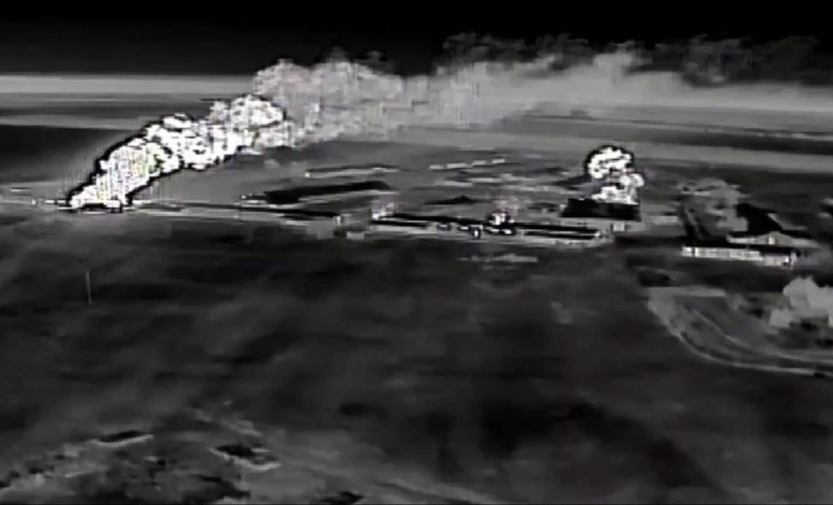 'Бавовна' в Криму: СБУ уразила авіаремонтний завод та два 'Панцирі', - джерела (фото)