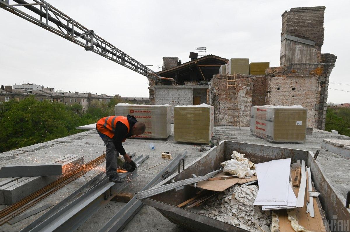 Підприємства Ахметова інвестували у відновлення і будівництво інфраструктури $4 млрд Підприємства Ахметова інвестували у відновлення і будівництво інфраструктури $4 млрд