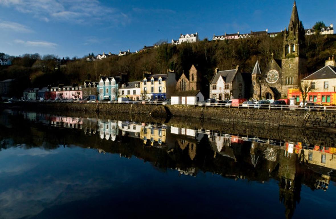 На мальовничому острові в Європі можна жити безкоштовно, якщо вас візьмуть на одну роботу