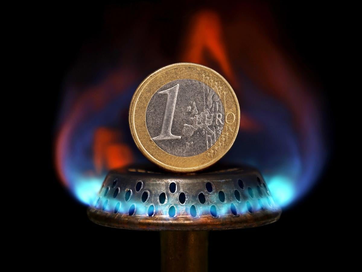 Європа ризикує увійти в зиму з найнижчими запасами газу за останні 15 років, - FT