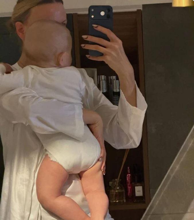 'Какие вы очаровательные': Никитюк умилила сеть новыми фото с маленьким сыном