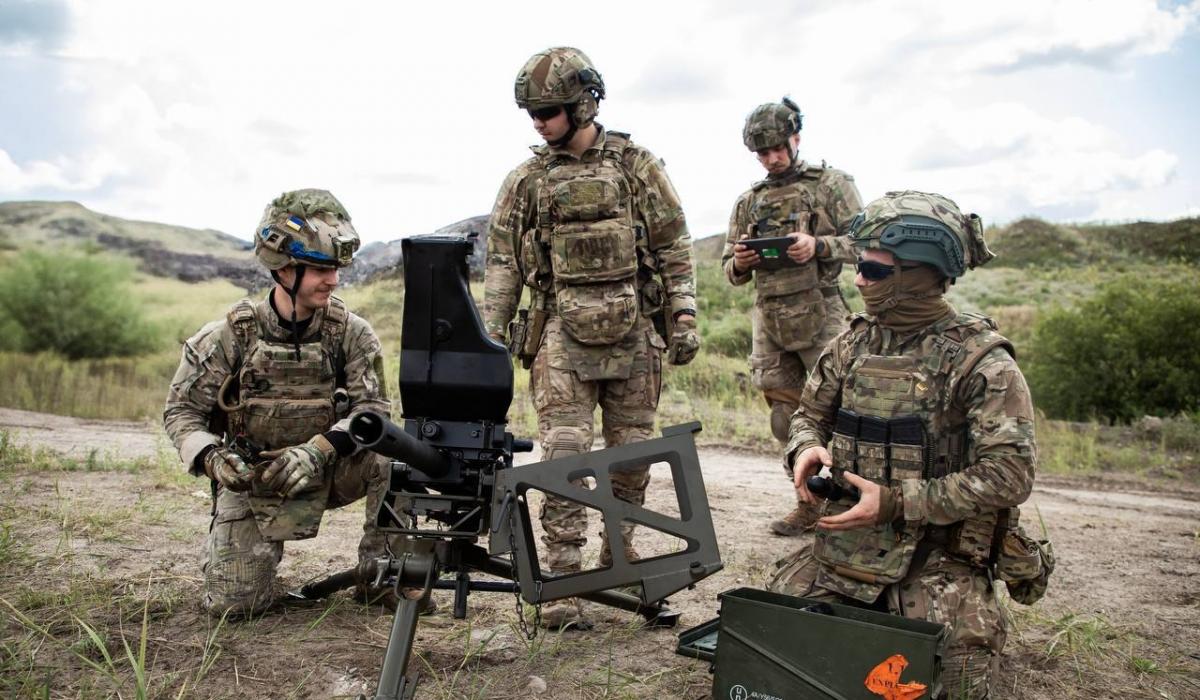 Українська армія трансформується на полі бою: ставка на технології та ініціативу, – АР