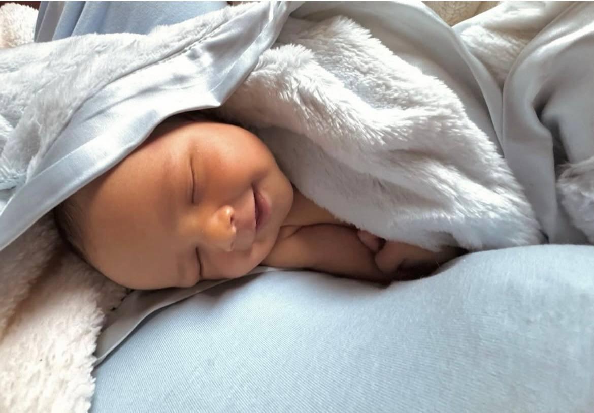 Звезда 'Дневников вампира' впервые стала мамой (фото)