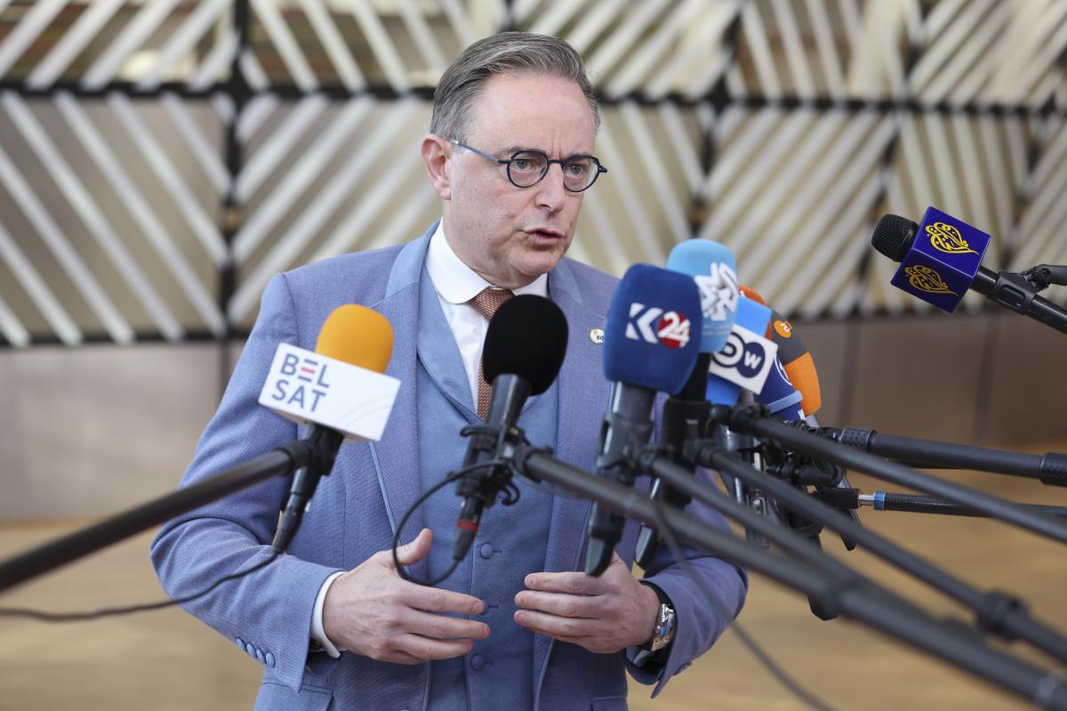 Премьер-министр Бельгии объяснил свою позицию по поводу возобновления переговоров с РФ