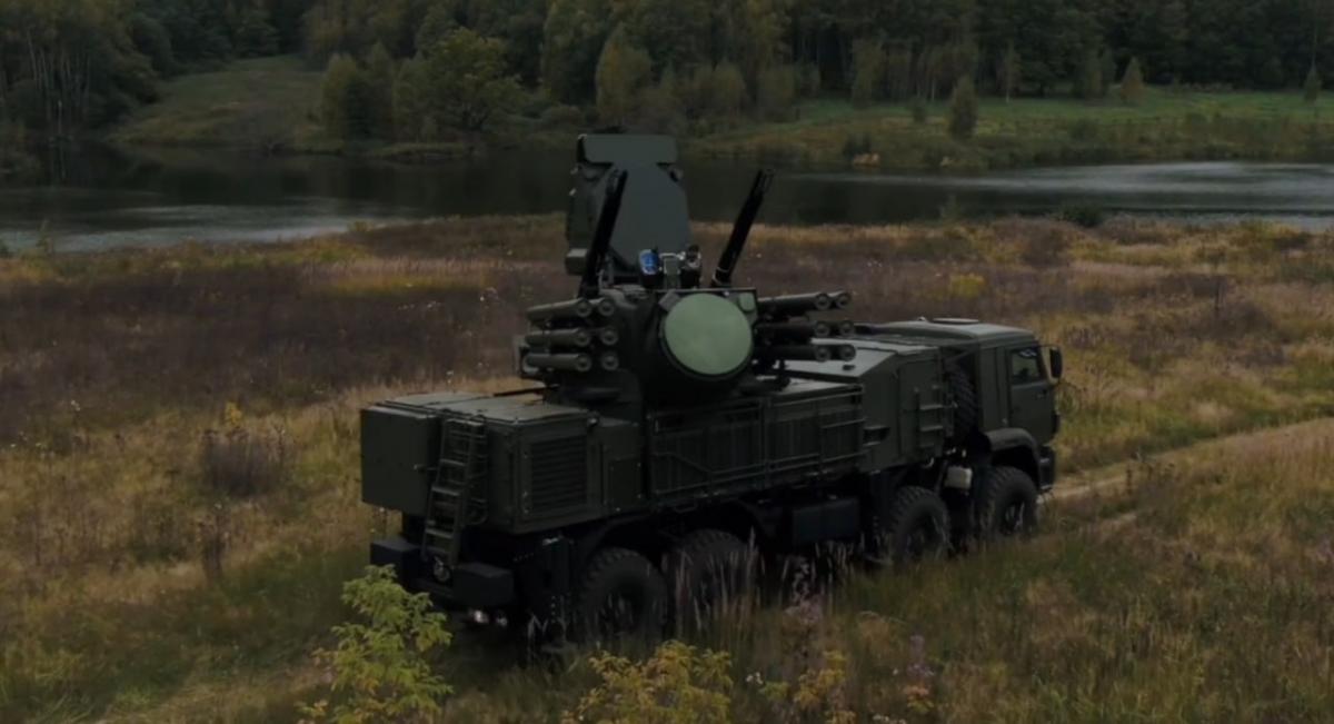 Російська армія отримала нові зенітні ракетно-гарматні комплекси