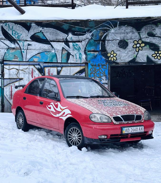 Даша Астафьева и Курган & Agregat выпустили украинскую версию песни 'Машина' для сбора на ВСУ Даша Астафьева и Курган & Agregat выпустили украинскую версию песни 'Машина' для сбора на ВСУ