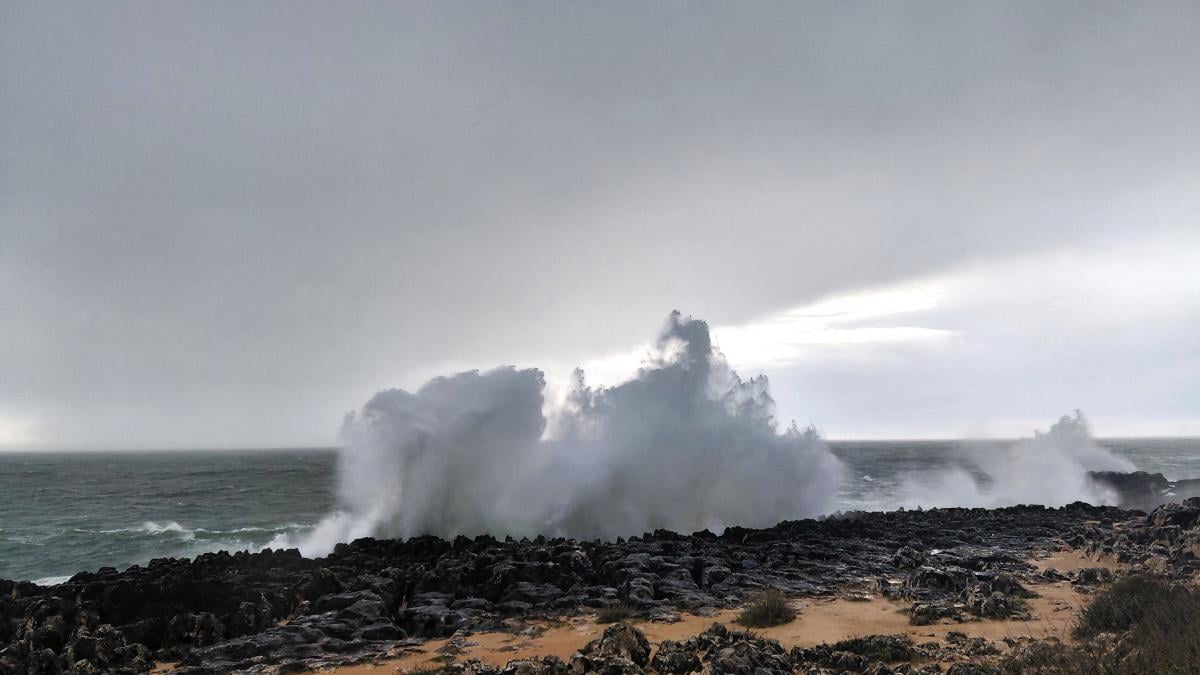 Кашкайш: затишний пляжний курорт в Португалії, де можна зазирнути в пащу Диявола Кашкайш: затишний пляжний курорт в Португалії, де можна зазирнути в пащу Диявола