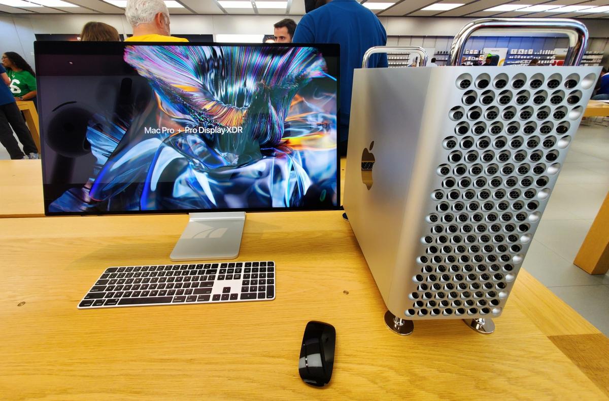 Ушла эпоха: Apple сняла с производства свой самый мощный и 'мемный' компьютер Ушла эпоха: Apple сняла с производства свой самый мощный и 'мемный' компьютер