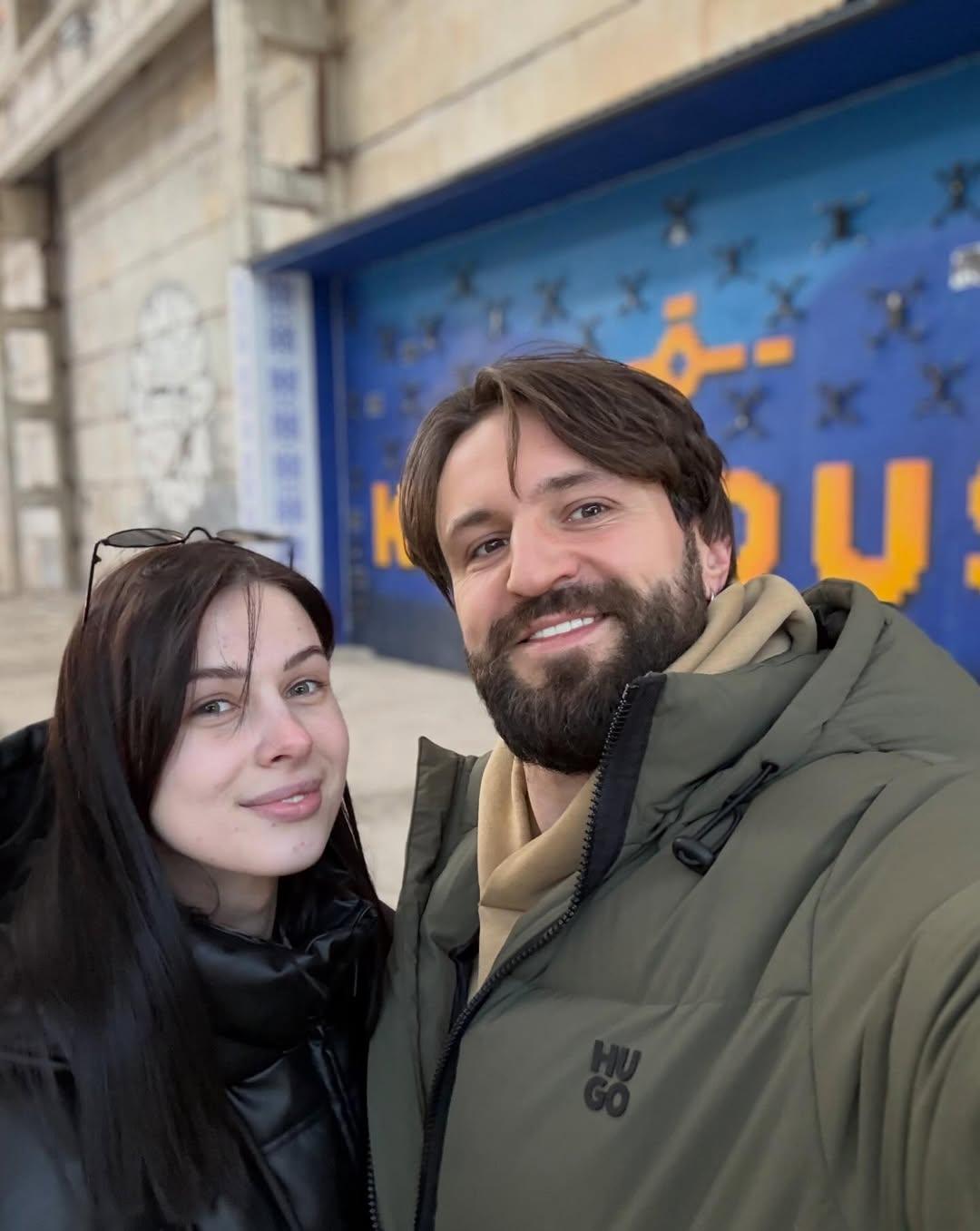 Победитель 'Холостячки' со Златой Огневич впервые показал свою возлюбленную (фото) Победитель 'Холостячки' со Златой Огневич впервые показал свою возлюбленную (фото)