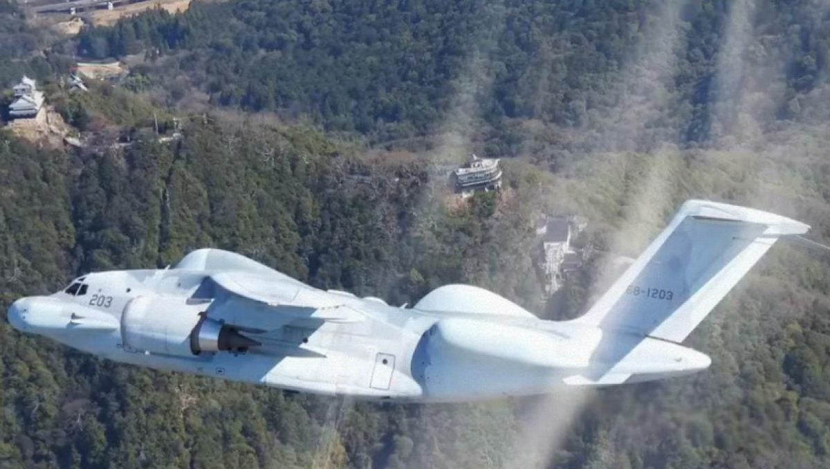 У Японії підняли у небо новий літак-РЕБ Kawasaki EC-2: що про нього відомо