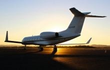 Богачи платят до 350 тысяч долларов за эвакуацию с Ближнего Востока на частных самолетах