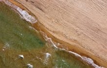 Межує з п'ятьма країнами: яке озеро найбільше в світі