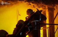 Россия нанесла массированный удар по Одессе: в порту вспыхнули масштабные пожары (видео)