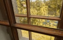 Этим методом мыть окна проще простого: разводов на стекле не остается вообще