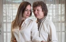 Известный украинский певец тайно развелся после 18 лет брака