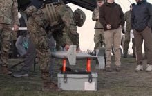 США відправили на Близький Схід 10 000 дронів-перехоплювачів з ШІ, випробуваних в Україні