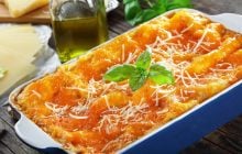 Відома шеф-кухарка 50 років вдосконалювала цей рецепт класичної лазаньї