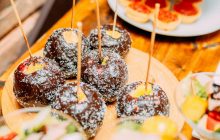 10 корисних солодощів від дієтолога, які можна їсти навіть на ніч