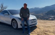 Чоловік проїхав понад 350 км на Tesla Україною, щоб перевірити запас ходу електромобіля