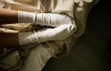 Даже самые старые станут белоснежными: этот метод вернет носкам прежний вид