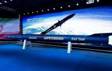 Цель – USS Tripoli: сможет ли иранская ракета "Фаттах" потопить авианосец США