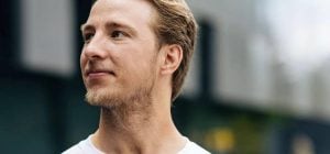 Главный герой "Холостяка-13" показал своих родителей (фото)