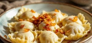 Чому пельмені не можна кидати в окріп: ви робите це даремно