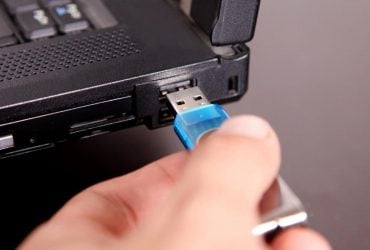 Названы более надежные альтернативы USB-флешкам для длительного хранения данных