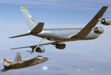 Операція Епічна лють: історія авантюри Boeing, за допомогою якої США бомбардують Іран