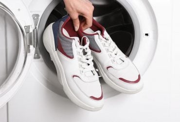 Будет как новое: эксперты рассказали, как очистить грязную обувь в стиральной машине