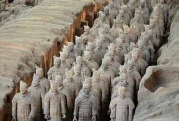 Чому археологи не відкривають гробницю першого імператора Китаю з дивної причини