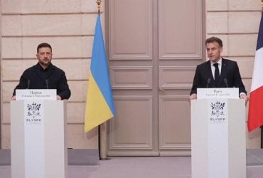 Іран воює з країнами Перської затоки дронами, які РФ тестувала в небі України, - Макрон