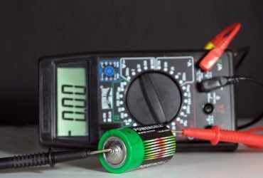 5 устройств в доме, где нельзя использовать аккумуляторные батарейки