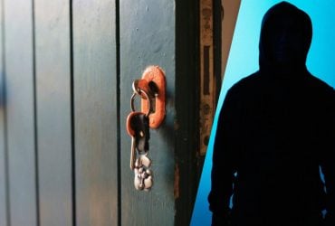 Злодії звертають увагу на одну деталь у дверях і за нею обирають квартиру для злому