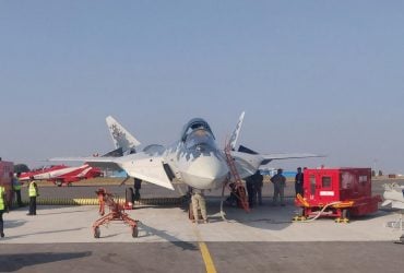 Сразу два истребителя Су-57 заметили в небе над одной из стран Северной Африки (видео)