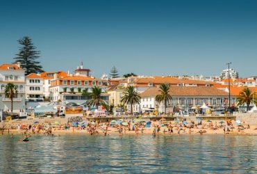 На море в травні: сім пляжних напрямків Європи, де наприкінці весни достатньо тепло для купання