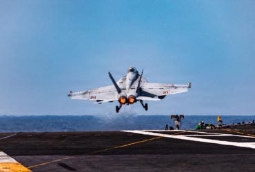 США уничтожили радарную базу, с которой Иран отслеживал танкеры в Ормузском проливе, – CNN