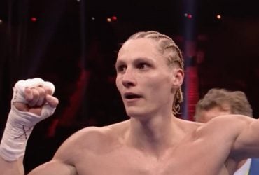 Український боксер захистив свої титули нокаутом у першому ж раунді